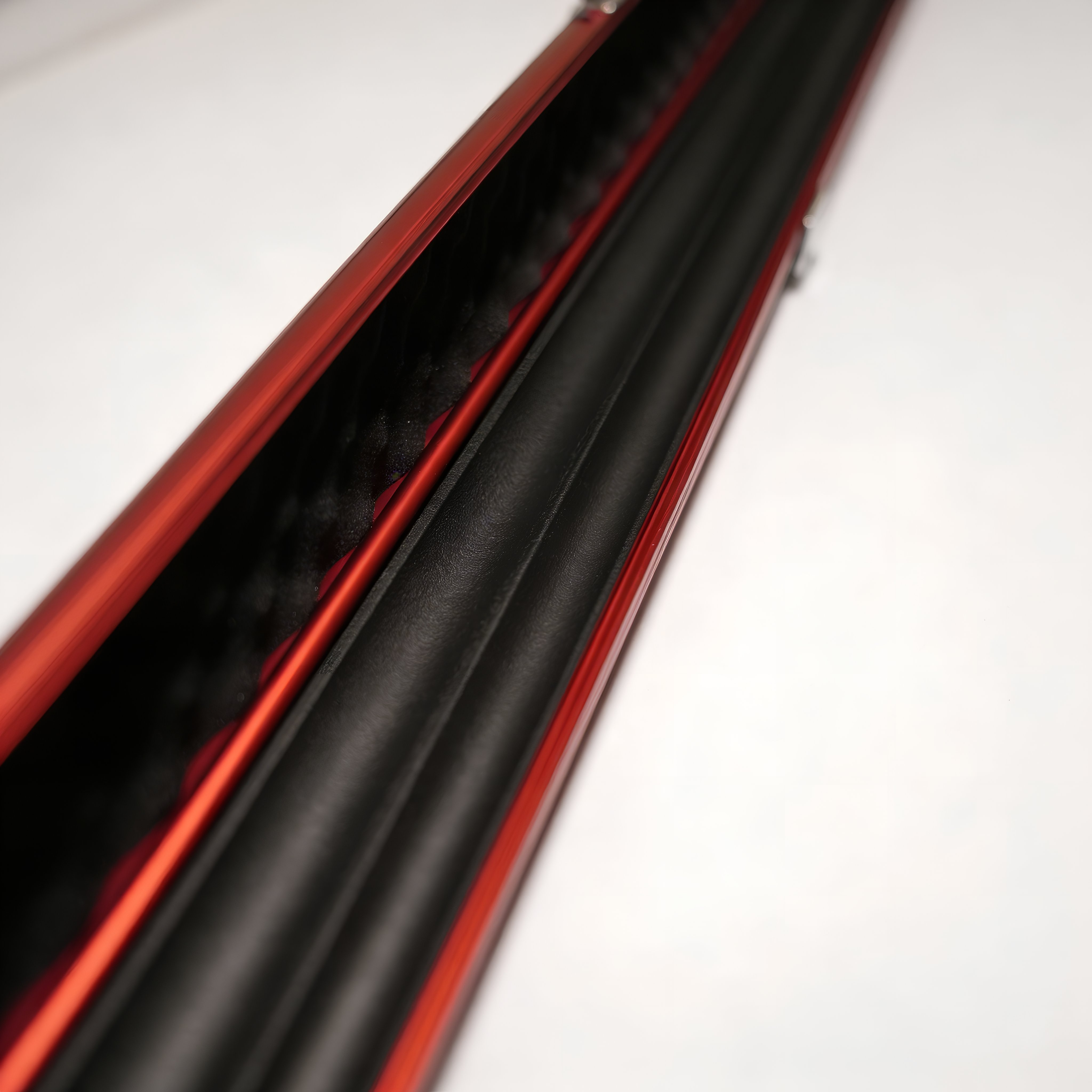Aluminium 2 Slot 1 Piece Cue Case – Red